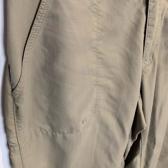 Columbia Titanium Sportswear Women's Tan Size 14 Cropped Capri Pants - Picture 4 of 6